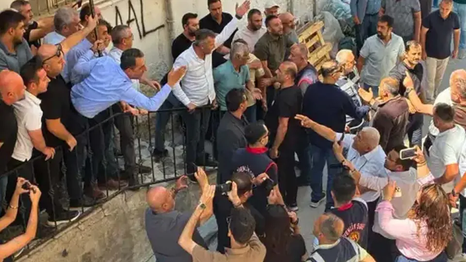 CHP Niğde İl Başkanlığı'nda Kriz: Atanmış ve Seçilmiş Yönetim Çatışması görseli
