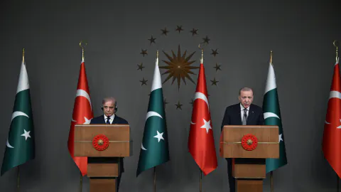 Cumhurbaşkanı Erdoğan ve Pakistan Başbakanı Şerif'ten Kritik İşbirliği Mesajları