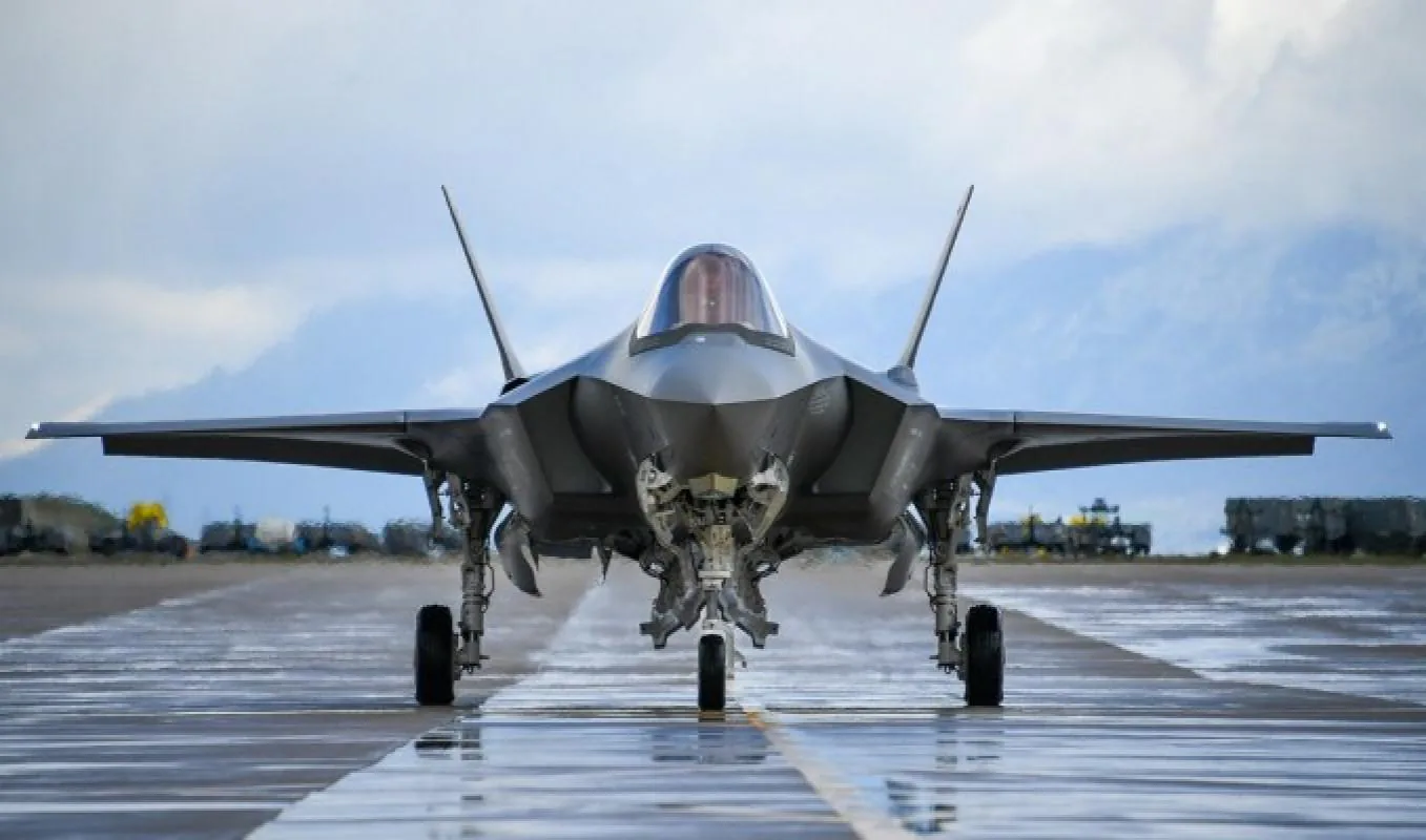 F-35 Programında Türkiye Dönüşü: Hollanda Savunma Bakanı'ndan Kritik Mesaj F-35 Programında Türkiye Dönüşü: Hollanda Savunma Bakanı'ndan Kritik Mesaj