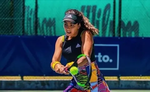 Portekiz'de Tenis Rüzgarı: Ayla Aksu ve Jeline Vandromme