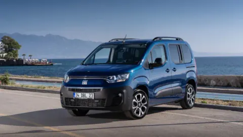 Tofaş Bursa Fabrikası'nda Dev Dönüşüm: Fiat Doblo Geri Dönüyor