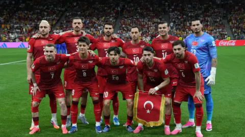Paraguay ve Fransa Arasındaki Futbol Rekabeti ve Tarihsel Karşılaşmalar