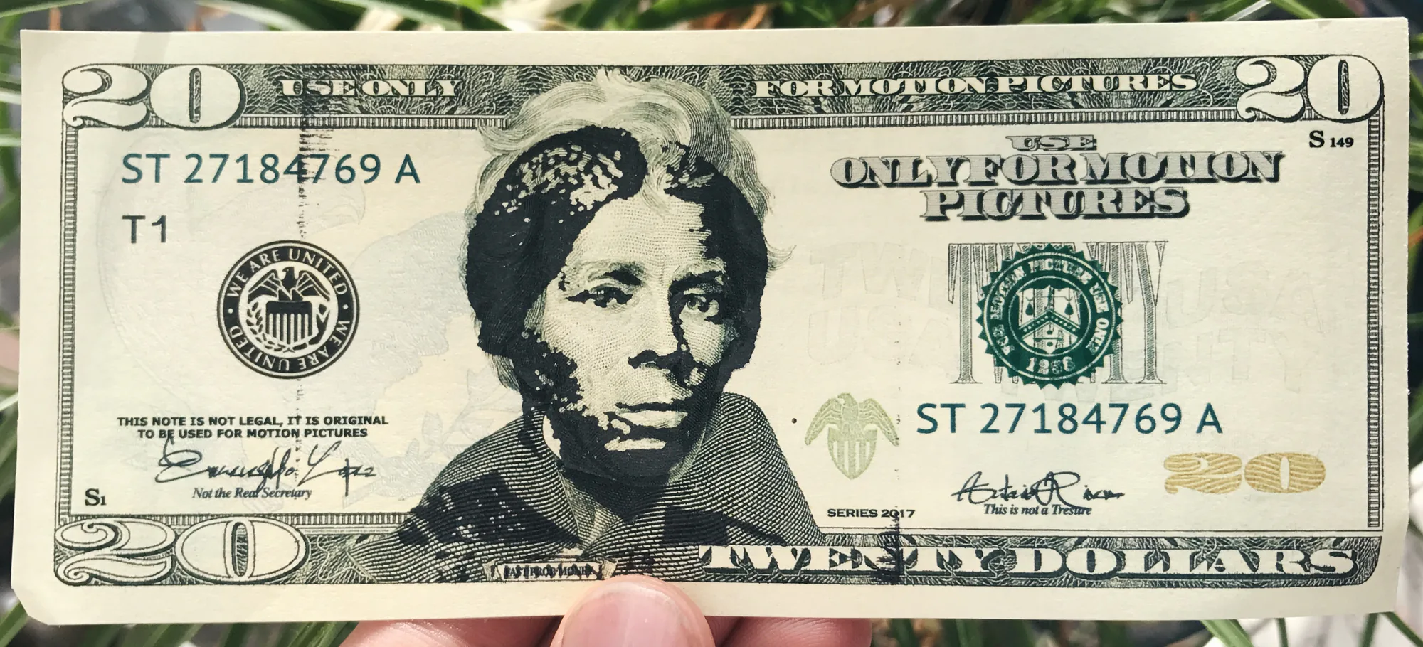 ABD Para Biriminde Sembolik Dönüşüm: Harriet Tubman 20 Dolarlık Banknota Taşınıyor ABD Para Biriminde Sembolik Dönüşüm: Harriet Tubman 20 Dolarlık Banknota Taşınıyor