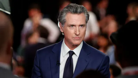 Kaliforniya Valisi Gavin Newsom'dan Kritik Hamleler: AI ve Siyaset