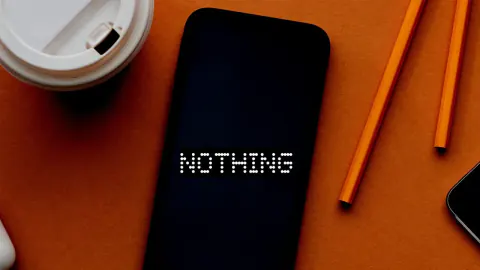 Nothing Phone (1) Yazılım Desteği Sona Erdi: Güncellemeler Durduruldu Nothing Phone (1) Yazılım Desteği Sona Erdi: Güncellemeler Durduruldu