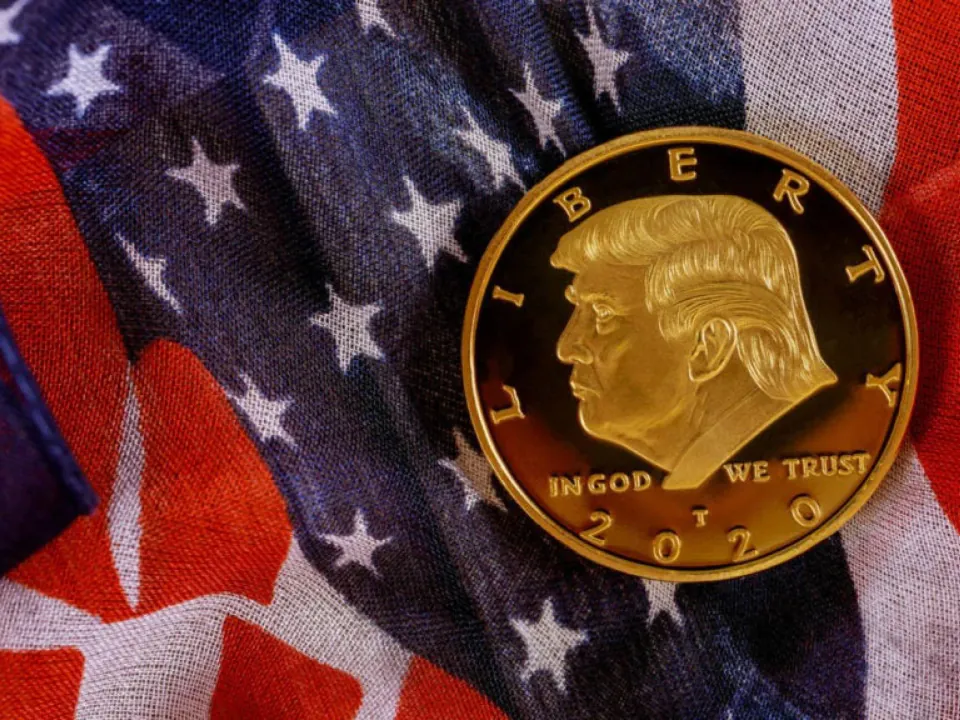 Senator Gillibrand'dan Seçilmiş Yetkililere 'Meme Coin' Yasğı Çağrısı görseli