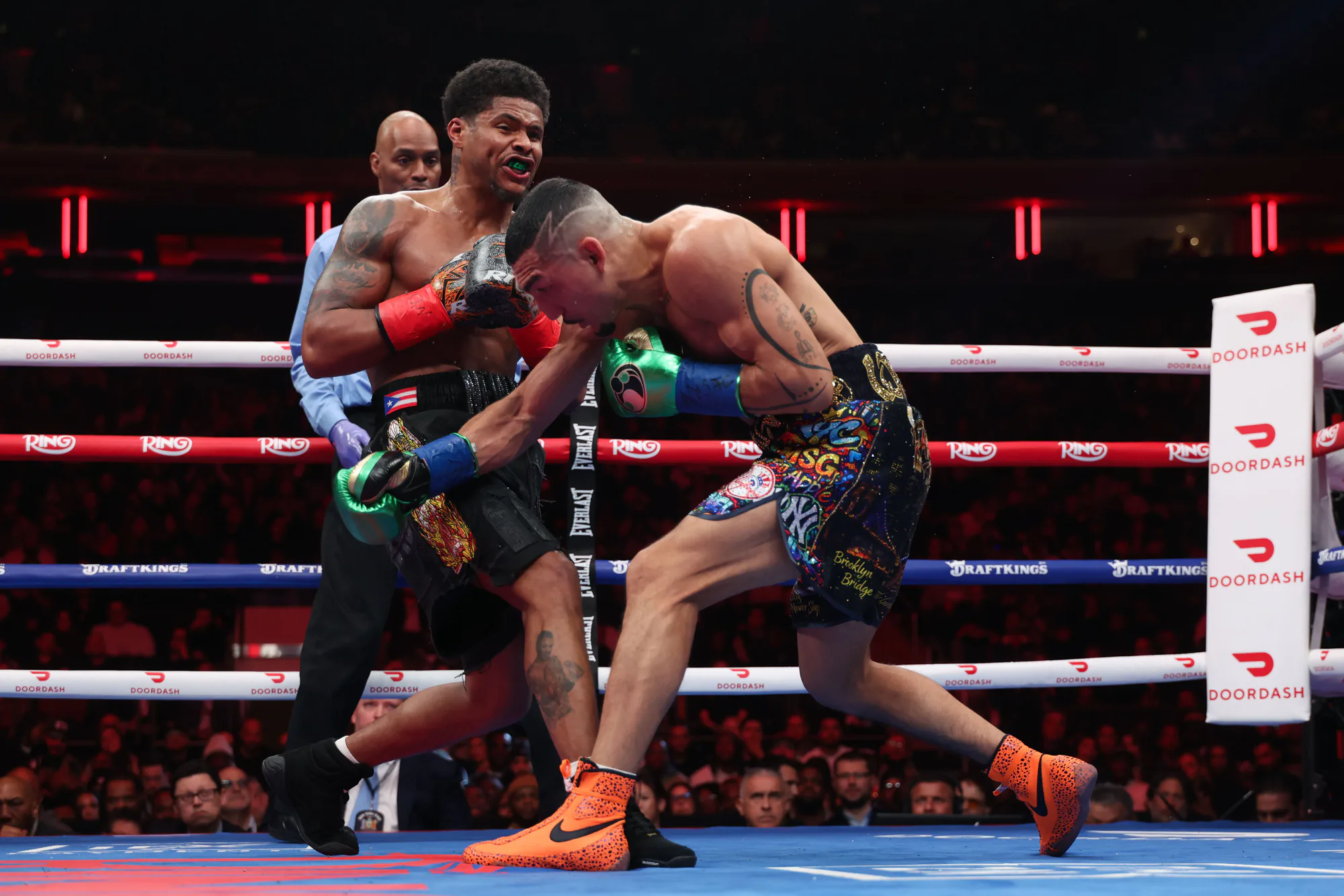Shakur Stevenson'ın Kariyer Stratejisi: Yeni Rakipler ve Sıklet Değişimleri Shakur Stevenson'ın Kariyer Stratejisi: Yeni Rakipler ve Sıklet Değişimleri