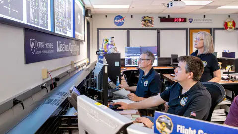NASA'nın New Horizons Uzay Aracı En Uzun Uykusundan Uyandı