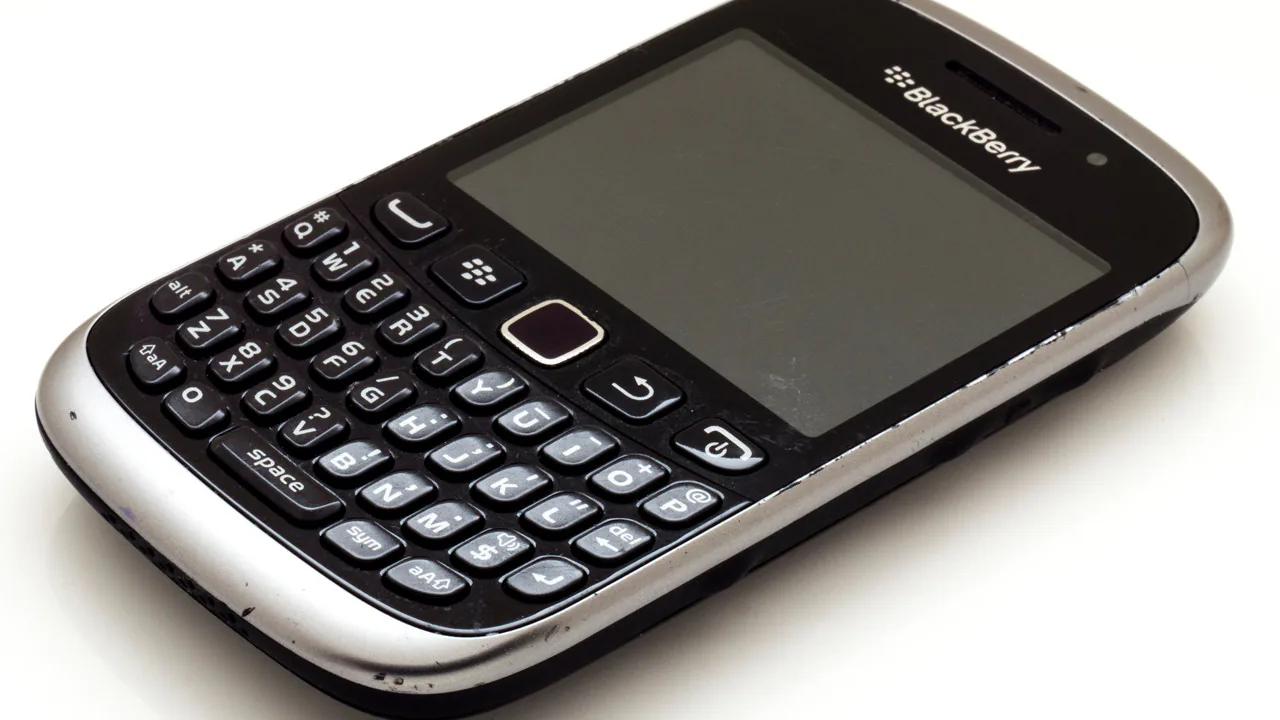 2026'da BlackBerry Kullanmak: Dijital Detoks mu, Yazılımsal Çıkmaz mı? 2026'da BlackBerry Kullanmak: Dijital Detoks mu, Yazılımsal Çıkmaz mı?