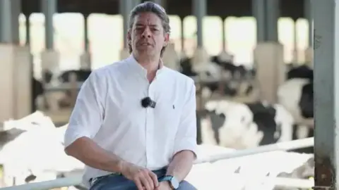 Bakanlıktan Sencer Solakoğlu'nun Çiftliğine Sertifika İptali