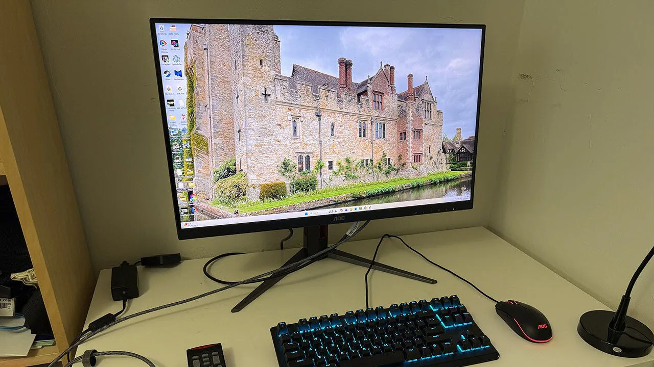 AOC U27G4XM İncelemesi: 4K Çözünürlük ve 320 Hz Hız Bir Arada AOC U27G4XM İncelemesi: 4K Çözünürlük ve 320 Hz Hız Bir Arada