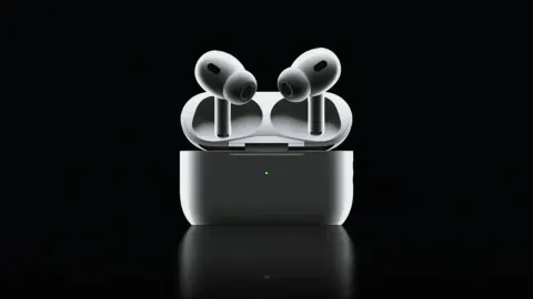 Apple'dan AirPods Pro 3 ve AirPods Max 2 için Yeni Beta Güncellemesi