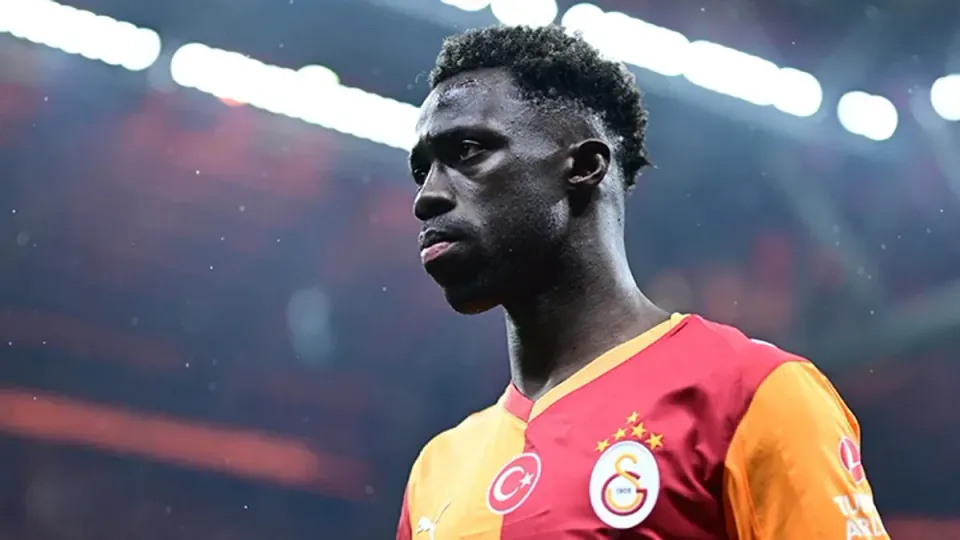 Davinson Sanchez İçin Dramatik Gece: Milli Takımda Hüsran, Kulüpte Rekor Bonservis görseli