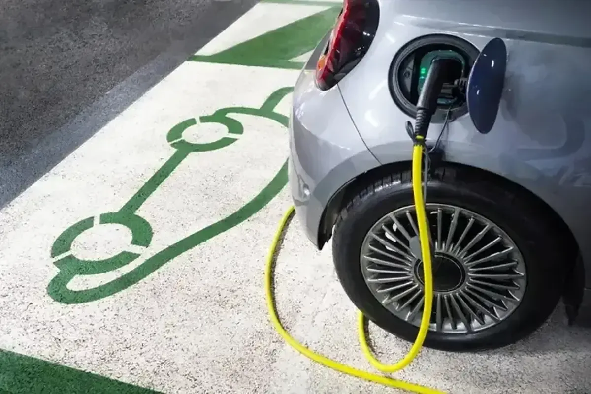 Ev Tipi Elektrikli Araç Şarj İstasyonu: 2026 Kurulum ve Pano Rehberi Ev Tipi Elektrikli Araç Şarj İstasyonu: 2026 Kurulum ve Pano Rehberi