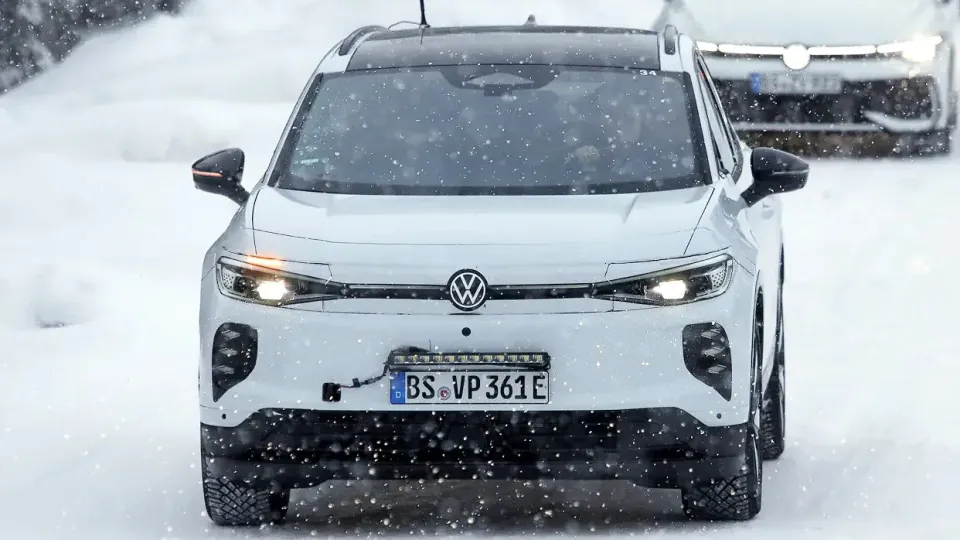 Volkswagen ID. Tiguan Sızdı: Yeni Elektrikli SUV Tasarımı Ortaya Çıktı görseli