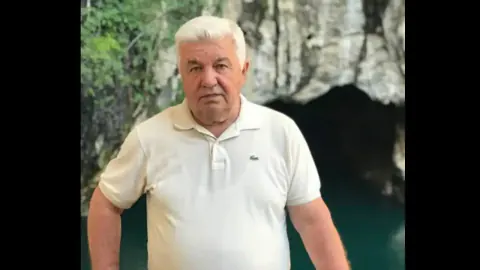 Eski Devlet Bakanı Burhan Kara hayatını kaybetti