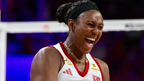 Sinead Jack Kısal'ın Sağlık Durumu Netleşti: TVF'den Resmi Açıklama