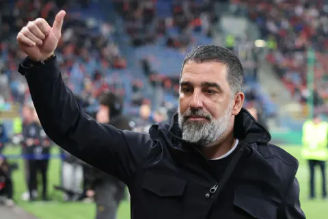 Arda Turan'ın Shakhtar Donetsk'ine Türk Takviyesi: Murat Özkütükçü İmzayı Attı