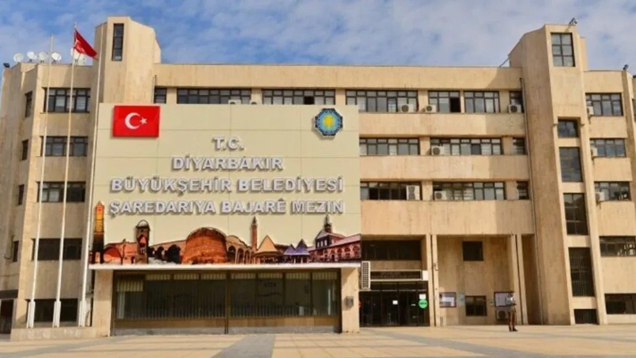 Diyarbakır Büyükşehir Belediyesi Personel Alımı Başladı: Başvuru Şartları ve Branşlar Diyarbakır Büyükşehir Belediyesi Personel Alımı Başladı: Başvuru Şartları ve Branşlar