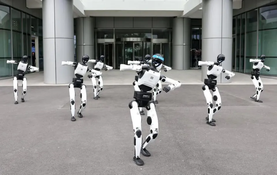 Çin'den Robotik Devrimi: Orca Yapay Zeka Modeli Veri Krizini Çözüyor görseli